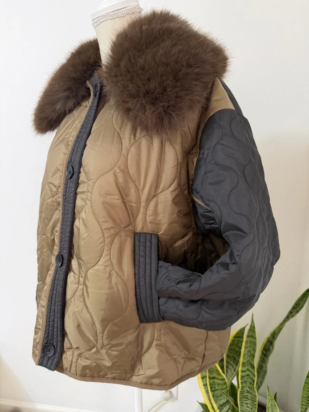 Asos Design Quilted Hybrid Teddy Collarless Jacket Mocha Women’s Size Small Chic - Picture 3 of 12